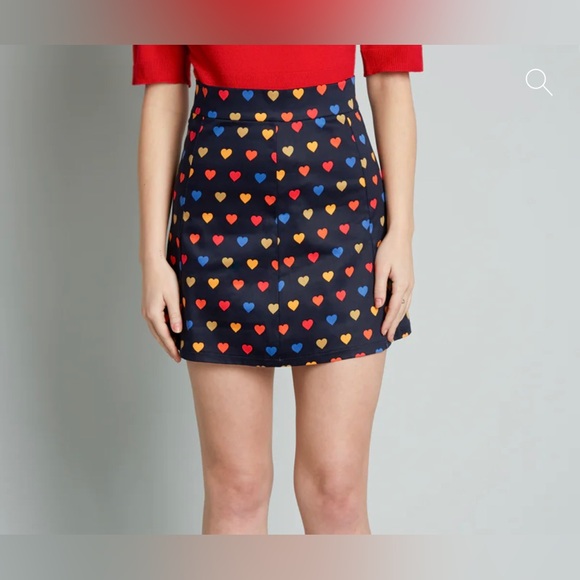 NWT ModCloth Calling All Hearts Mini Skirt - Picture 4 of 5
